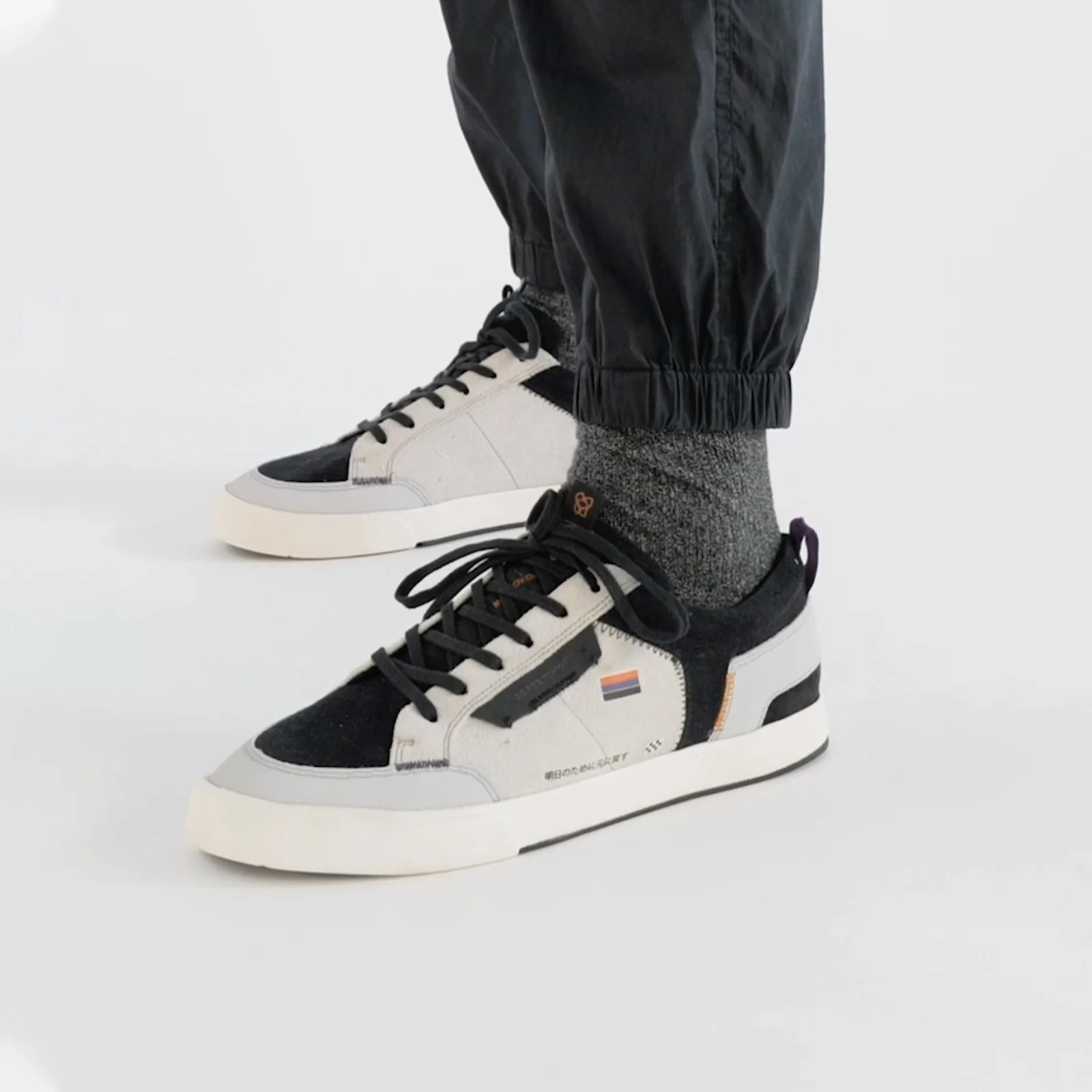 Nuven Grey n Black - Image 3